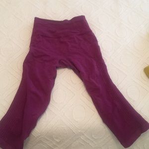 Lululemon Ebb & Flow crop